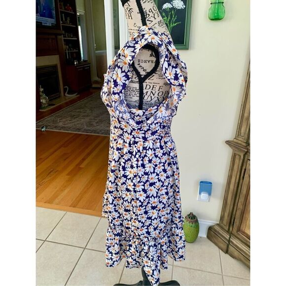 Alter’d State Daisy Dress - Picture 2 of 6